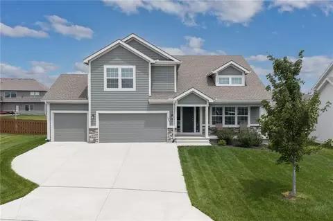 1485 N 162nd Cir, Basehor, KS 66007