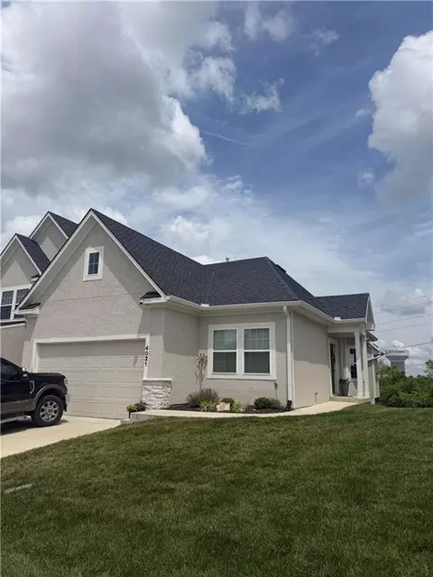 4021 NE Sagamore Dr #D, Lees Summit, MO 64064
