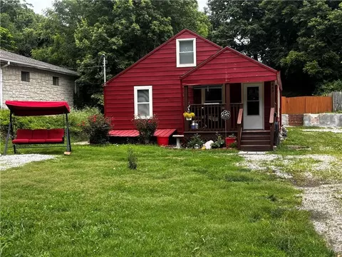 449 N 31st St, Kansas City, KS 66102
