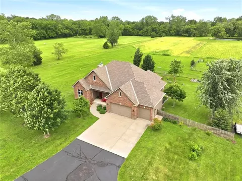 View/Area - 31502 E Heidelberger Rd, Buckner, MO 64016 photo 3 of 9