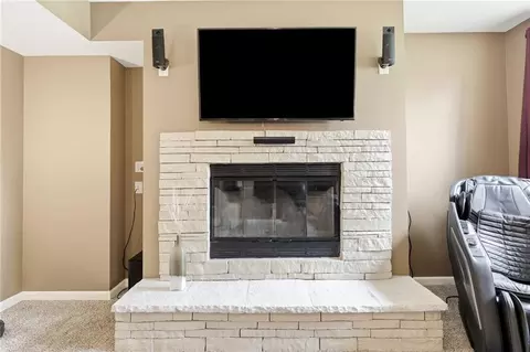 Living - 31502 E Heidelberger Rd, Buckner, MO 64016 photo 5 of 6