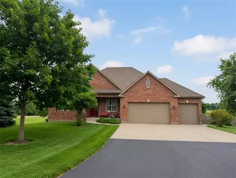 31502 E Heidelberger Rd, Buckner, MO 64016