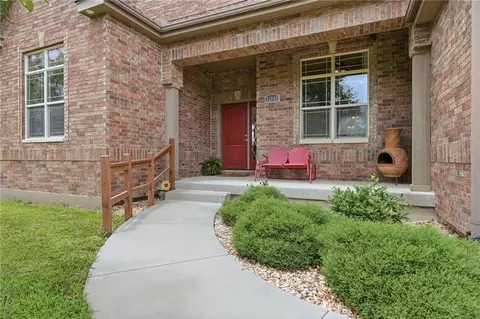 Exterior - 31502 E Heidelberger Rd, Buckner, MO 64016 photo 4 of 14