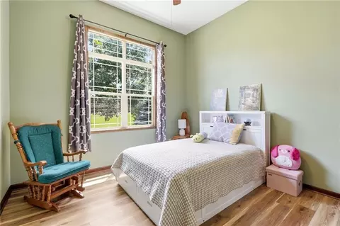 Bedroom - 31502 E Heidelberger Rd, Buckner, MO 64016 photo 3 of 4