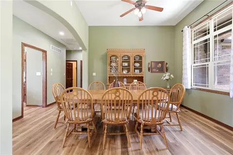Dining - 31502 E Heidelberger Rd, Buckner, MO 64016 photo 3 of 4