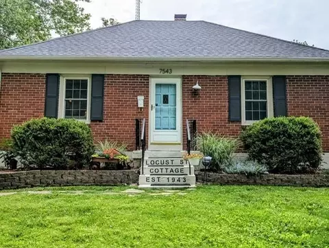 7543 Locust St, Kansas City, MO 64131