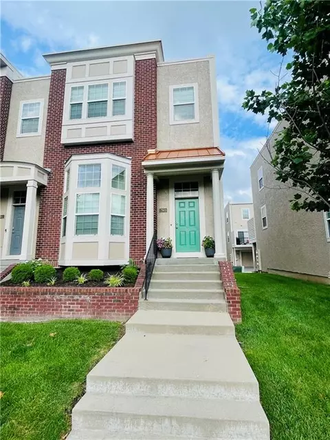 2909 Swift Ave, North Kansas City, MO 64116