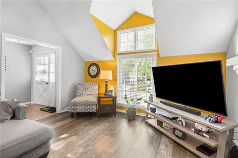 Living - 520 SW Windmill Ln, Lees Summit, MO 64082 photo 1 of 2