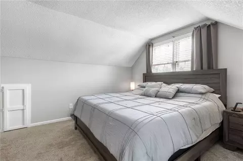 Bedroom - 520 SW Windmill Ln, Lees Summit, MO 64082 photo 5 of 5