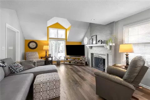 Living - 520 SW Windmill Ln, Lees Summit, MO 64082 photo 2 of 2