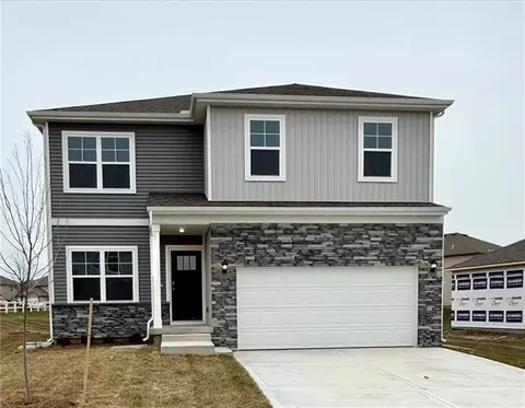 Exterior - 706 Solstice Cir, Belton, MO 64012 photo 2 of 2