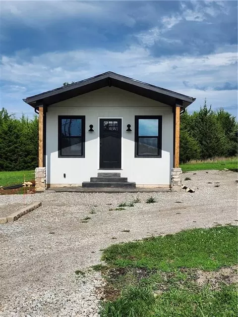 42 Rose Marie Dr, Linn Valley, KS 66040
