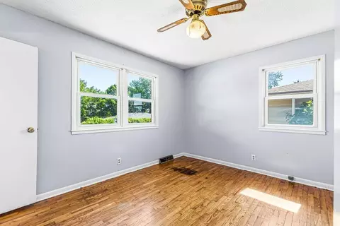Bedroom - 3911 Bucher Dr, Saint Joseph, MO 64503 photo 7 of 10