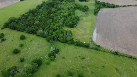 000 Wagon Rd, Mapleton, KS 66754 photo 11