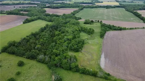 000 Wagon Rd, Mapleton, KS 66754 photo 12