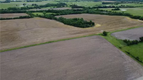 000 Wagon Rd, Mapleton, KS 66754 photo 22