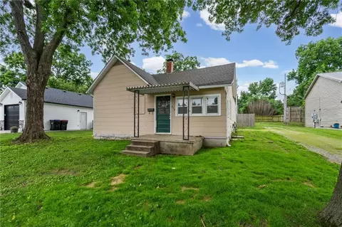 316 Franklin Ave, Warrensburg, MO 64093