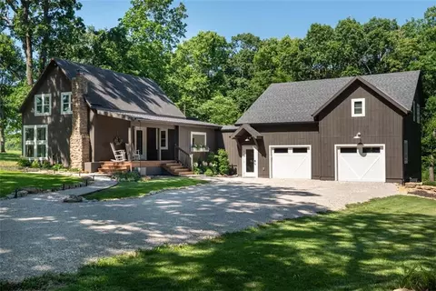 27610 S Groh Rd, Cleveland, MO 64734