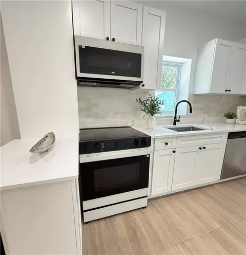 Kitchen - 710 Elliott St, Buckner, MO 64016 photo 2 of 11