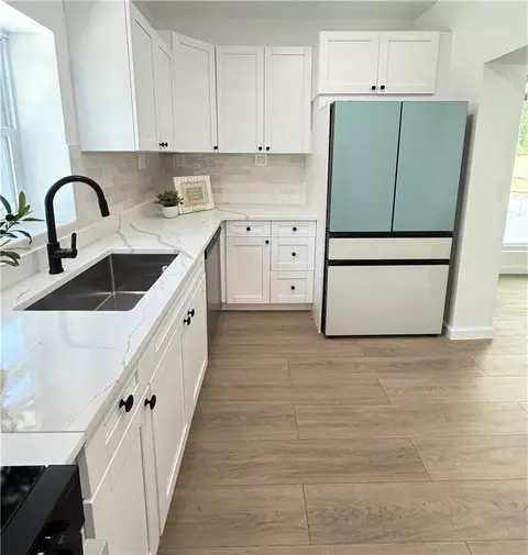 Kitchen - 710 Elliott St, Buckner, MO 64016 photo 5 of 11
