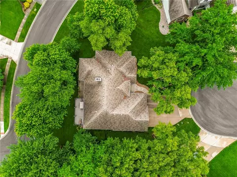 View/Area - 4317 NE Maplegate Ct, Lees Summit, MO 64064 photo 1 of 3