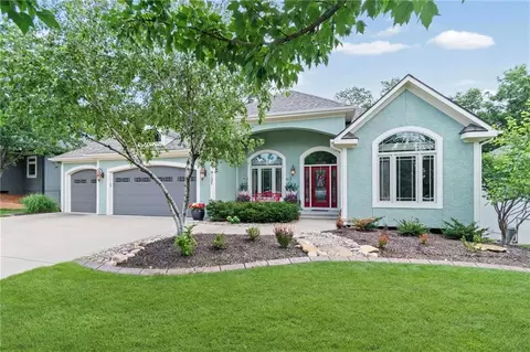 9127 N Evanston Ave, Kansas City, MO 64157