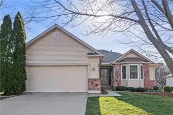 2717 S Woodbury Dr, Independence, MO 64055