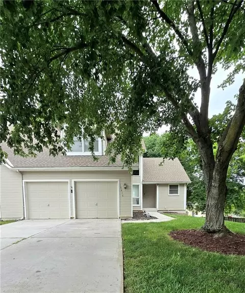 15416 Floyd St, Overland Park, KS 66223