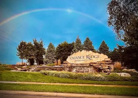 2417 W 177th St, Overland Park, KS 66085