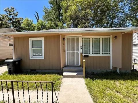 3716 Mersington Ave, Kansas City, MO 64128