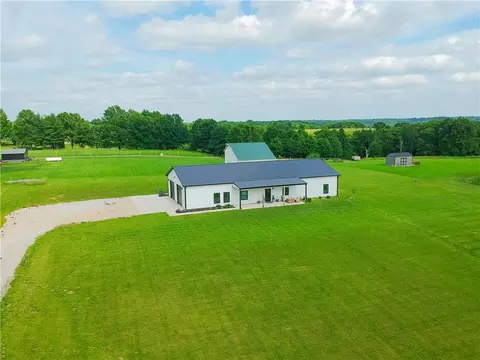 8009 S Enochs Mills Rd, Grain Valley, MO 64029