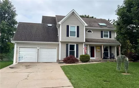 15507 W 94th Ter, Lenexa, KS 66219