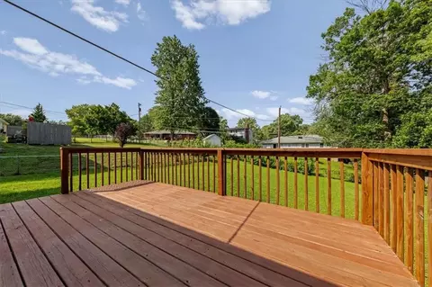 Exterior - 16608 E 31st St, Independence, MO 64055 photo 2 of 5