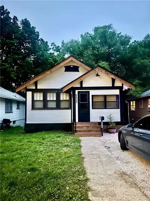 6823 Agnes Ave, Kansas City, MO 64132