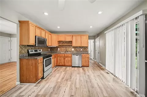 Kitchen - 6000 E 152nd St, Grandview, MO 64030 photo 1 of 1