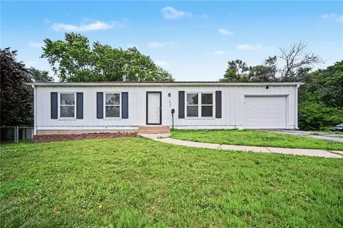 6000 E 152nd St, Grandview, MO 64030
