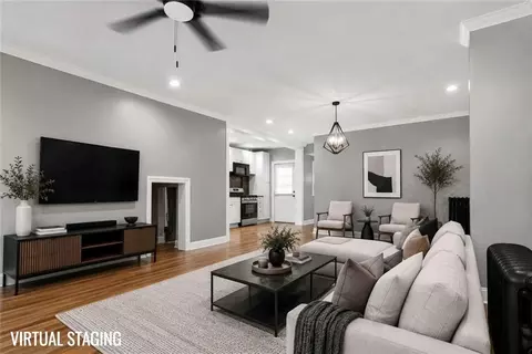 212 Emanual Cleaver Blvd, Kansas City, MO 64112