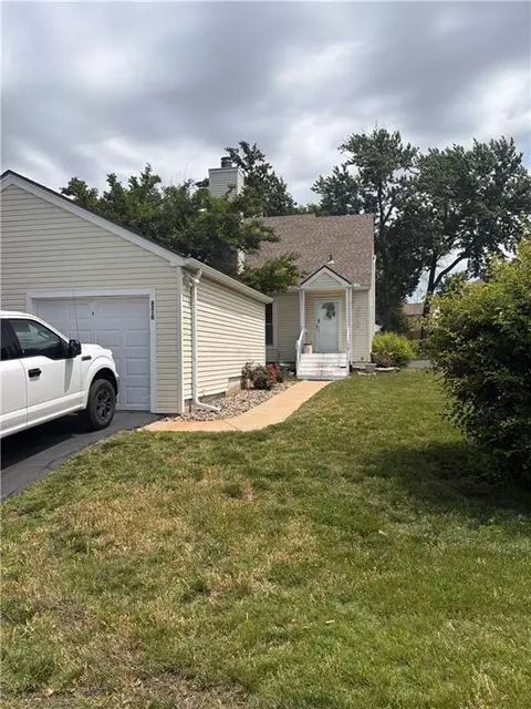 6210 NW 82nd Ter, Kansas City, MO 64151