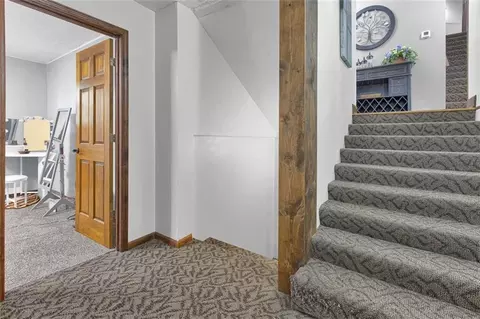 Entry Way - 111 Elm St, Lathrop, MO 64465 photo 10 of 11