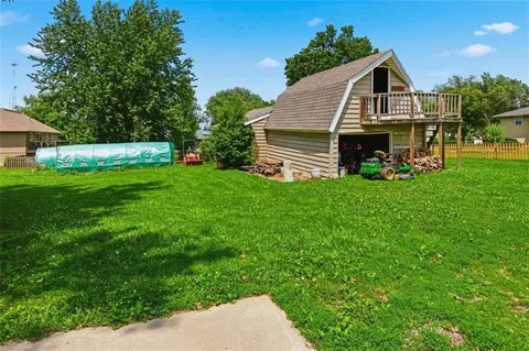 Exterior - 111 Elm St, Lathrop, MO 64465 photo 14 of 15