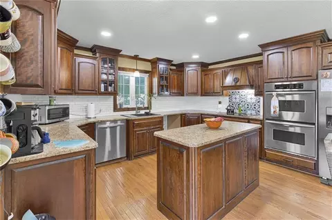 Kitchen - 111 Elm St, Lathrop, MO 64465 photo 3 of 7