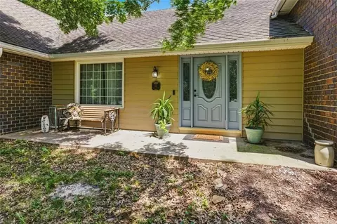 Exterior - 111 Elm St, Lathrop, MO 64465 photo 6 of 15