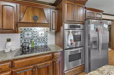 Kitchen - 111 Elm St, Lathrop, MO 64465 photo 7 of 7
