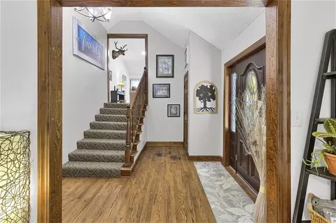 Entry Way - 111 Elm St, Lathrop, MO 64465 photo 2 of 11