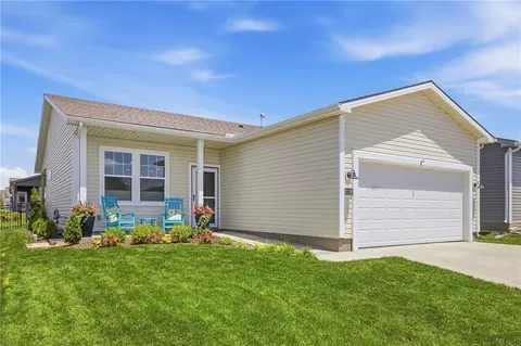 Exterior - 27116 E Sycamore St, Lees Summit, MO 64086 photo 15 of 16