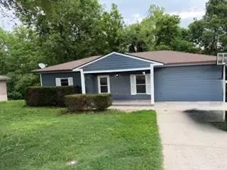 109 S Appleton St, Sugar Creek, MO 64054