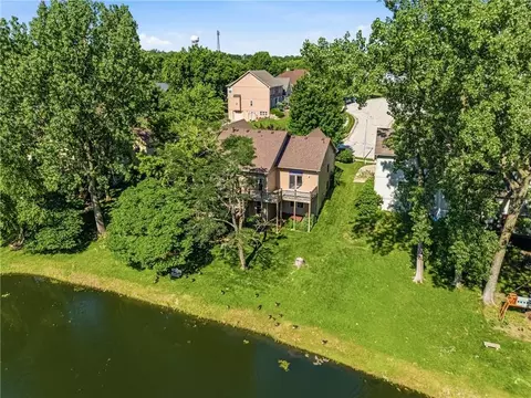 7809 N Revere Dr, Kansas City, MO 64151