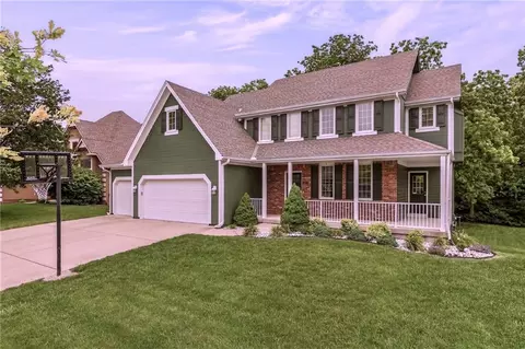9027 N Manning Ave, Kansas City, MO 64157
