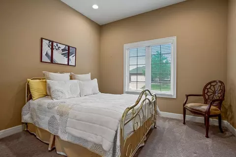 Bedroom - 1422 Brompton Ln, Raymore, MO 64083 photo 1 of 4