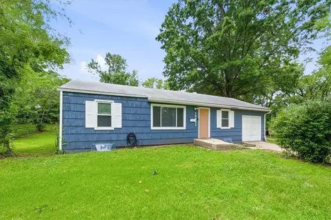 10001 Bellaire Ave, Kansas City, MO 64134